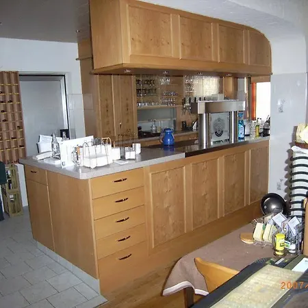 Rebstock 3* פרידריכסהאפן